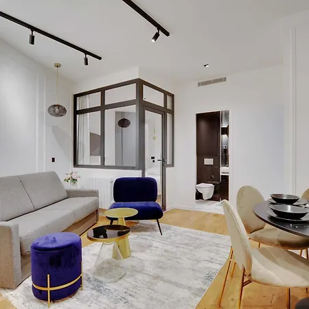 Stunning 2br Opera Appartamento *